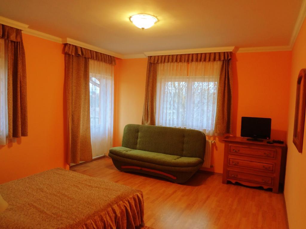 Horváth Vendégház Orosháza Exterior foto